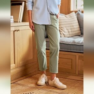 NWOT Frank & Eileen Wicklow Crop Chinos in Rosemary Green
